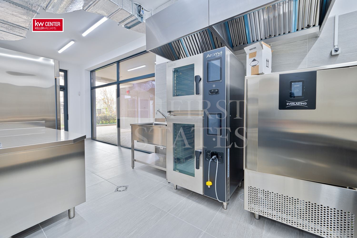 Продава МАГАЗИН, гр. София, Дружба 2, снимка 14 - Магазини - 54287291