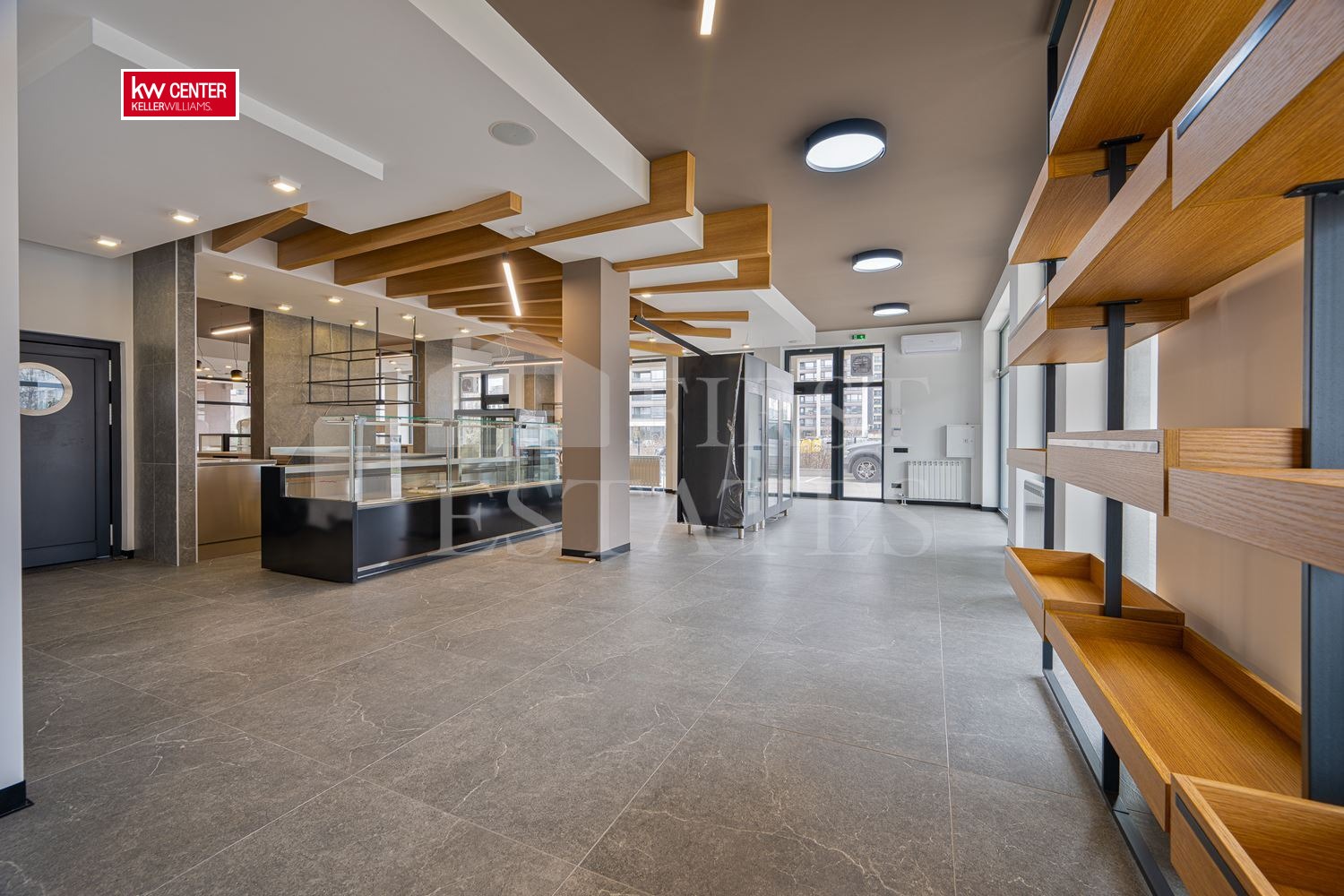 Продава МАГАЗИН, гр. София, Дружба 2, снимка 2 - Магазини - 54287291