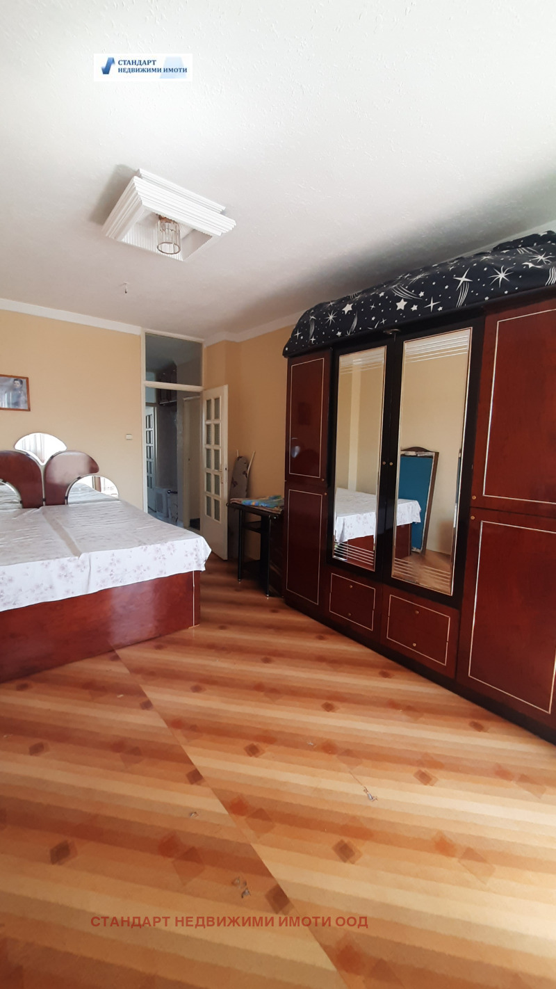 En venta  2 dormitorios Plovdiv , Tsentar , 98 metros cuadrados | 23018750 - imagen [13]