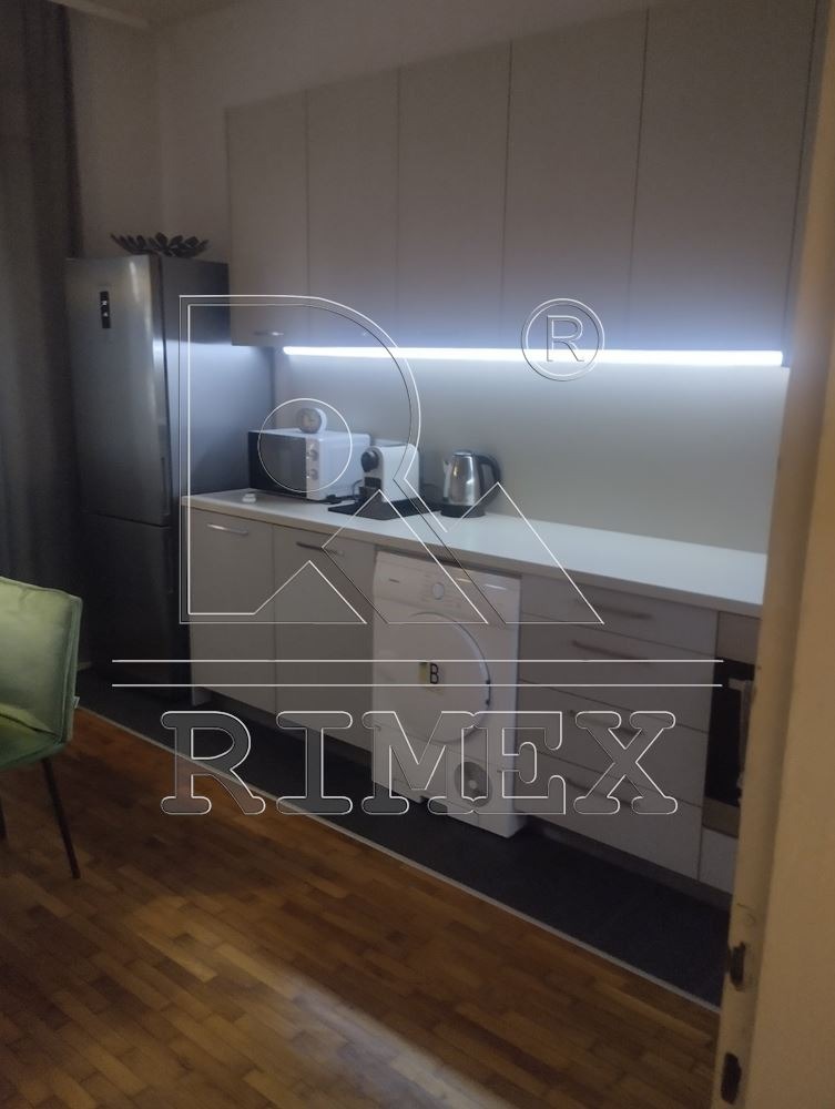 Продава 3-СТАЕН, гр. Пловдив, Център, снимка 4 - Апартаменти - 52439913