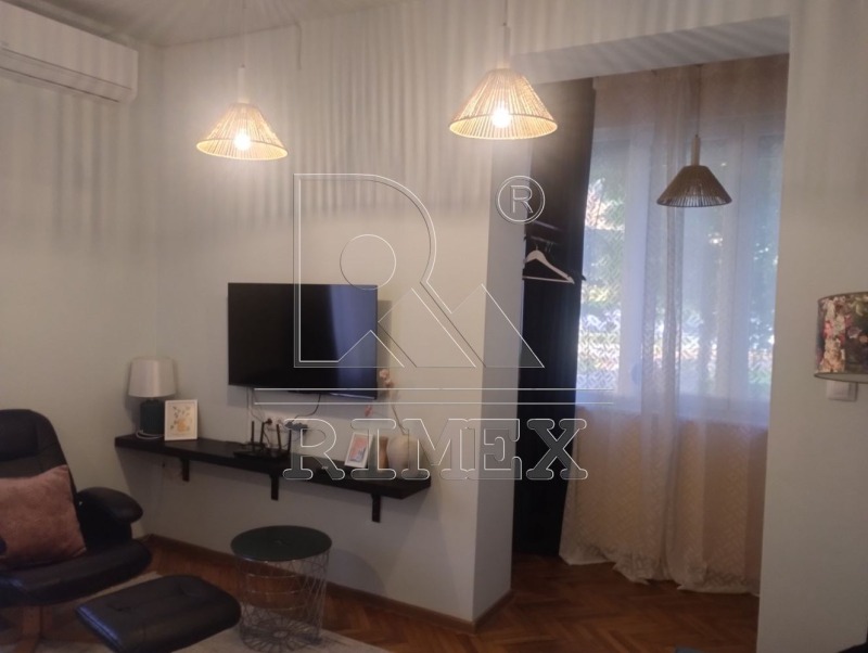 Продава 3-СТАЕН, гр. Пловдив, Център, снимка 2 - Апартаменти - 52439913