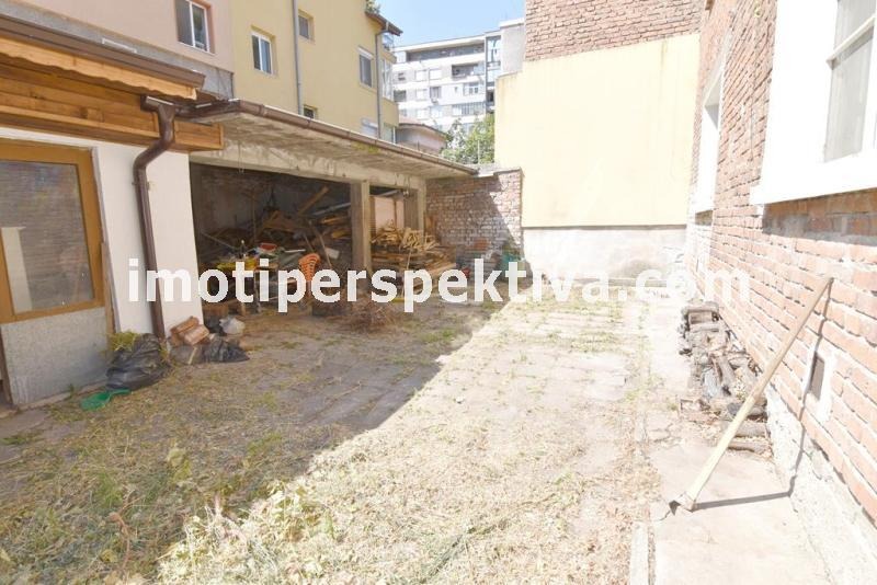 Продава ЕТАЖ ОТ КЪЩА, гр. Пловдив, Кършияка, снимка 10 - Етаж от къща - 55798627