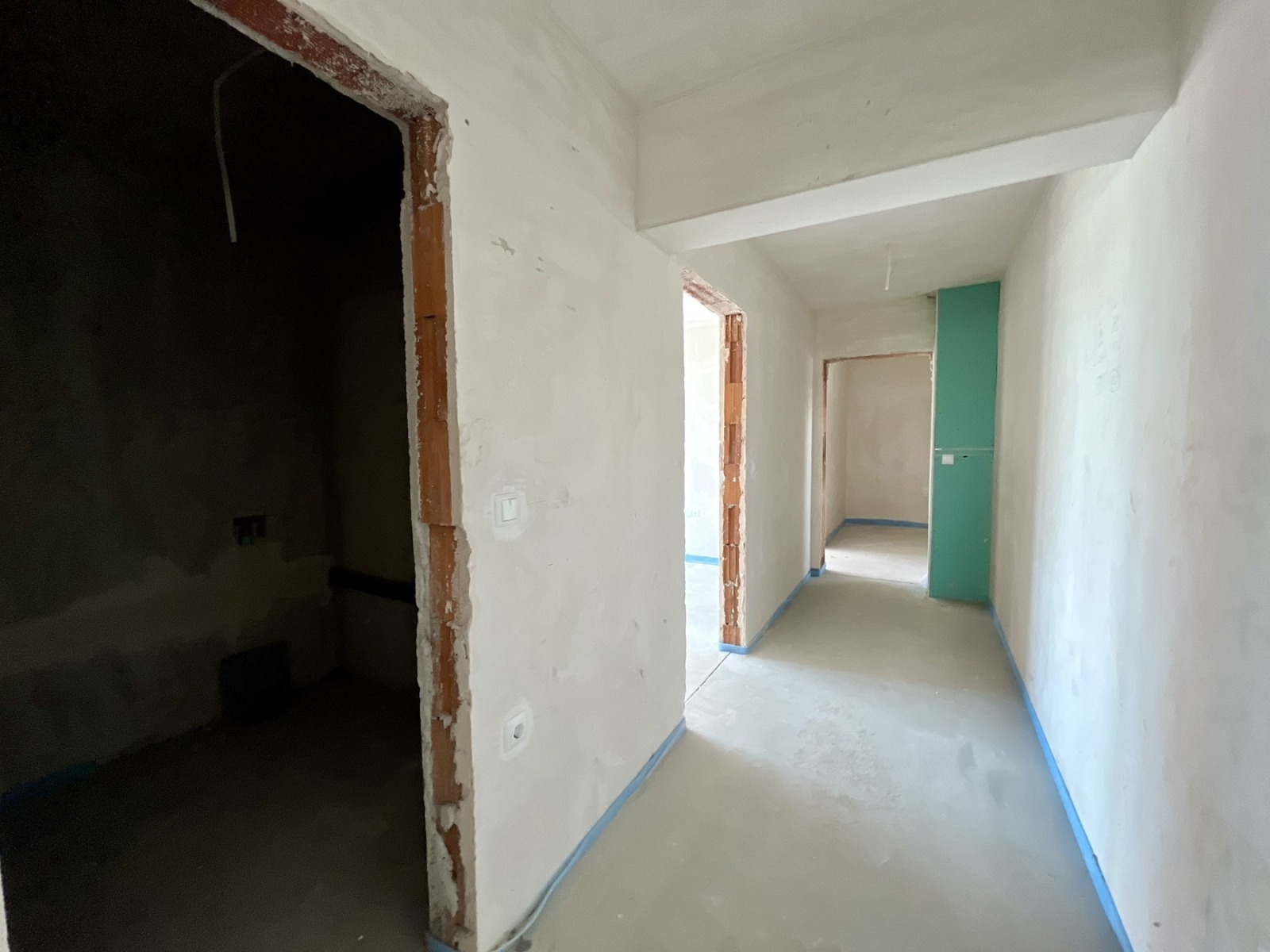 Продава МНОГОСТАЕН, гр. Русе, Център, снимка 9 - Апартаменти - 53561360