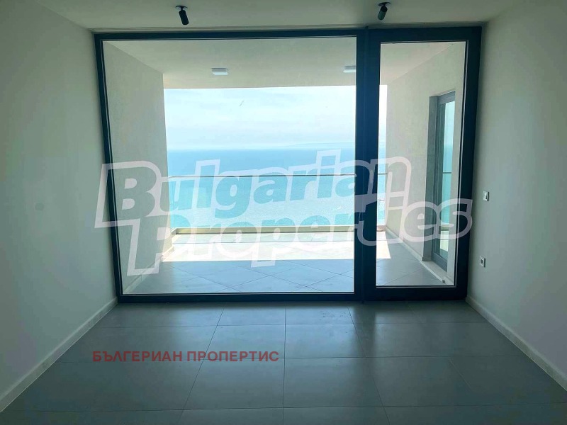 Продава  1-стаен област Добрич , гр. Каварна , 30 кв.м | 39120875 - изображение [10]