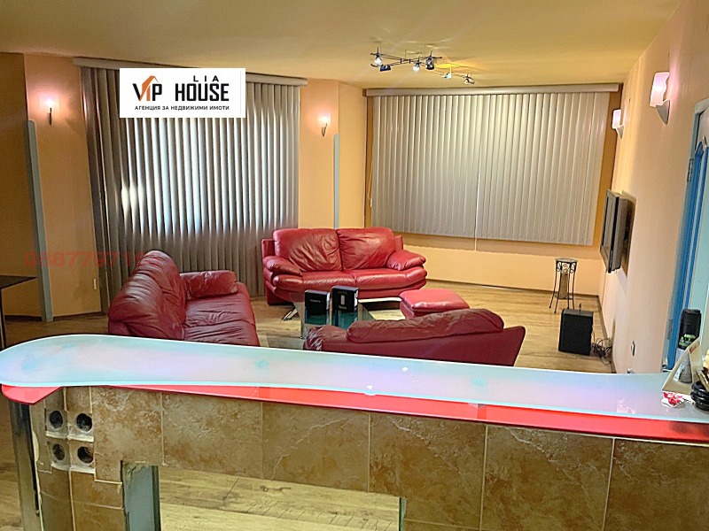 Продава 3-СТАЕН, гр. Пазарджик, Център, снимка 2 - Апартаменти - 53211473