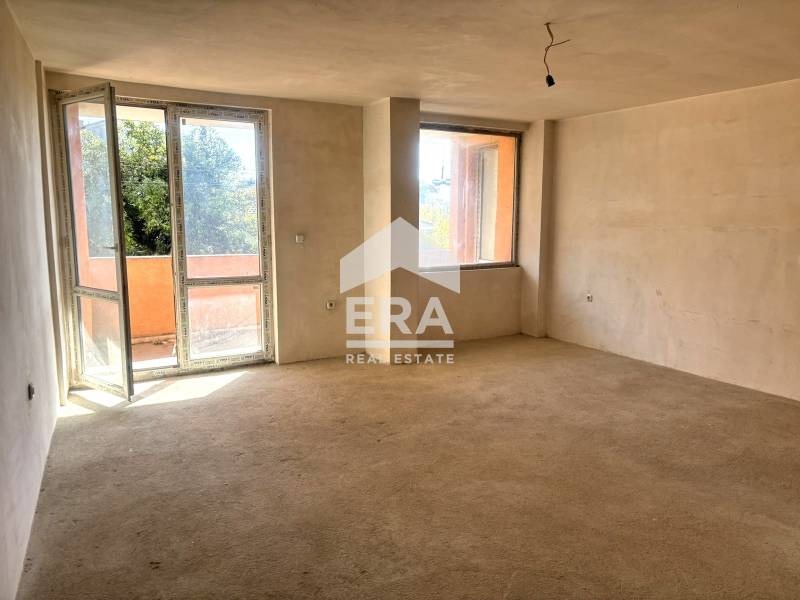 De vânzare  3 dormitoare Varna , Țentâr , 130 mp | 39696288 - imagine [2]