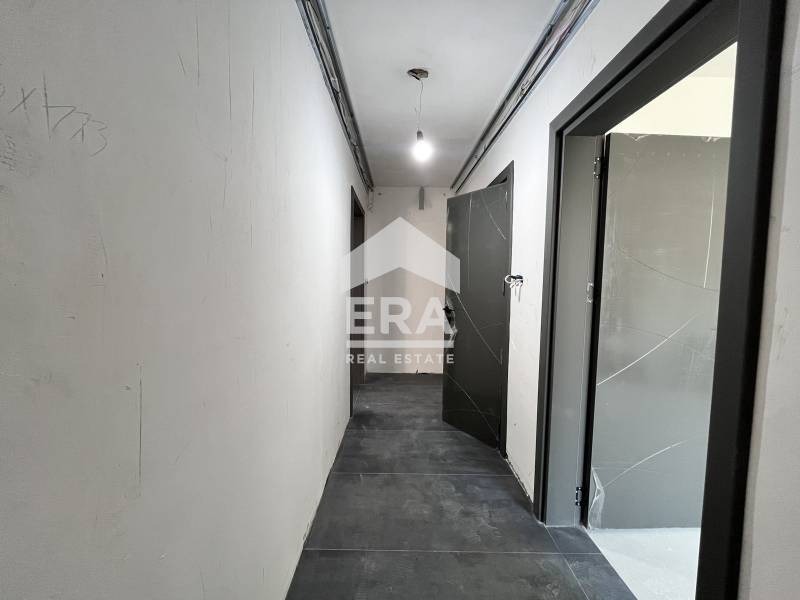 Продается  3 спальни Варна , Гръцка махала , 100 кв.м | 30953711 - изображение [7]
