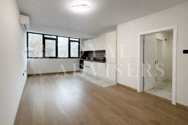 Продава 3-СТАЕН, гр. Варна, Лятно кино Тракия, снимка 2 - Апартаменти - 53261456