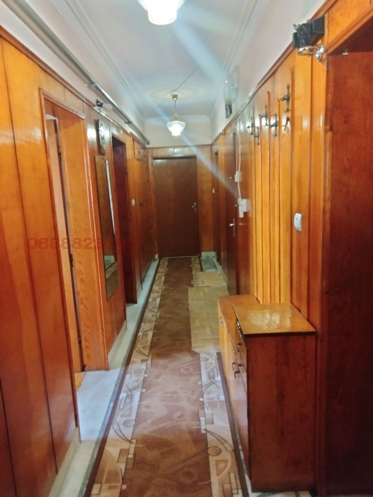 Продава МНОГОСТАЕН, гр. Благоевград, Идеален център, снимка 11 - Апартаменти - 56125853