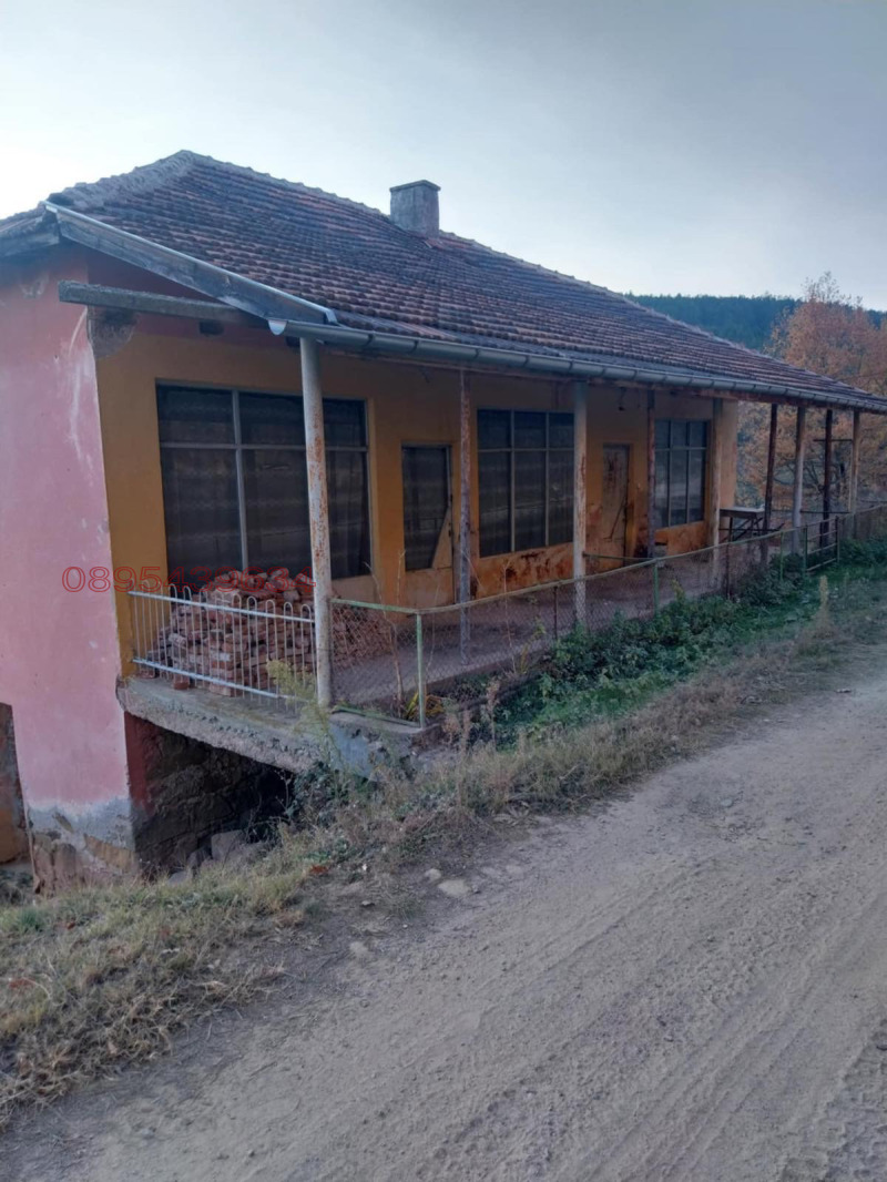 Продава МАГАЗИН, с. Ветрен, област Кюстендил