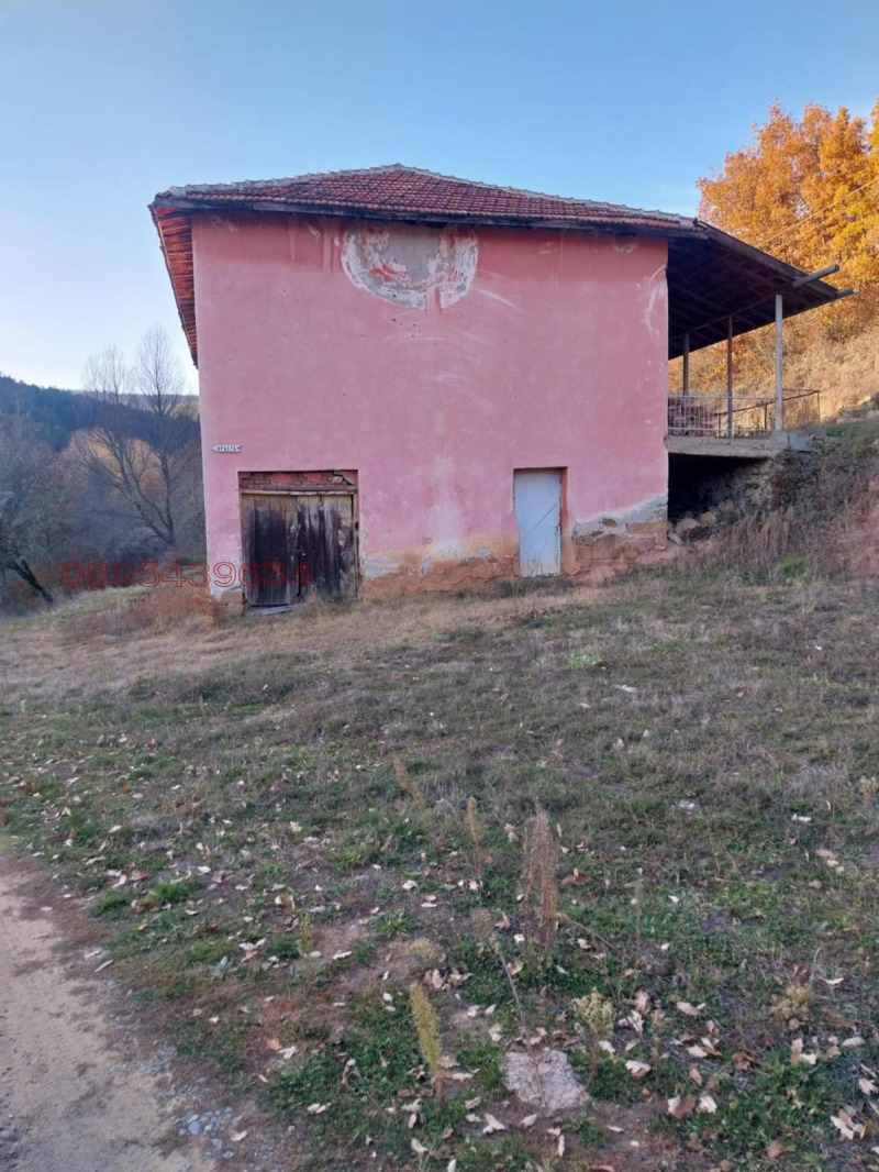 Продава МАГАЗИН, с. Ветрен, област Кюстендил, снимка 3 - Магазини - 52826792