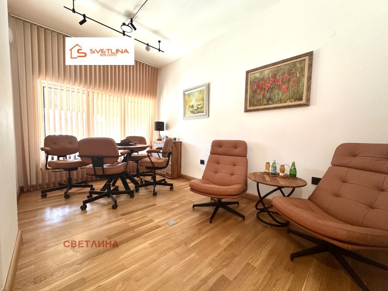En venta  Comercio Sofia , Tsentar , 70 metros cuadrados | 41570618 - imagen [2]