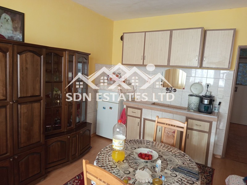 Продается  1 спальня область Стара Загора , Казанлък , 84 кв.м | 14717302 - изображение [2]