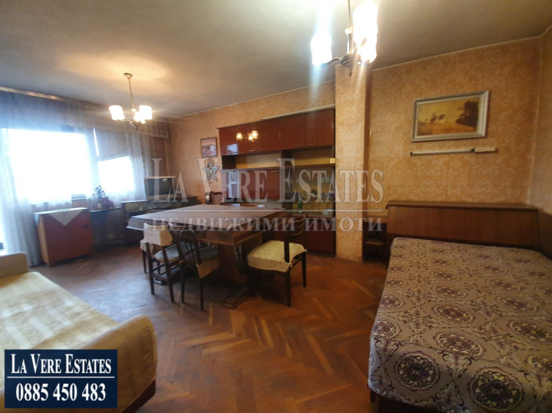 Продается  2 спальни Русе , Широк център , 92 кв.м | 22262087