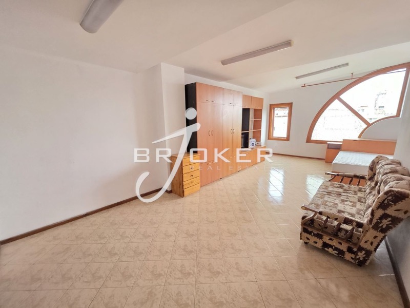 Продава 3-СТАЕН, гр. Кърджали, Център, снимка 4 - Апартаменти - 52480650