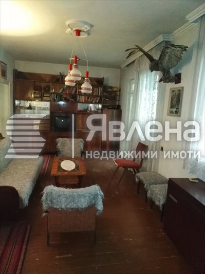 Продава 4-СТАЕН, град Благоевград, Широк център • 77000 € / 150598.91 лв. • 38112870 1