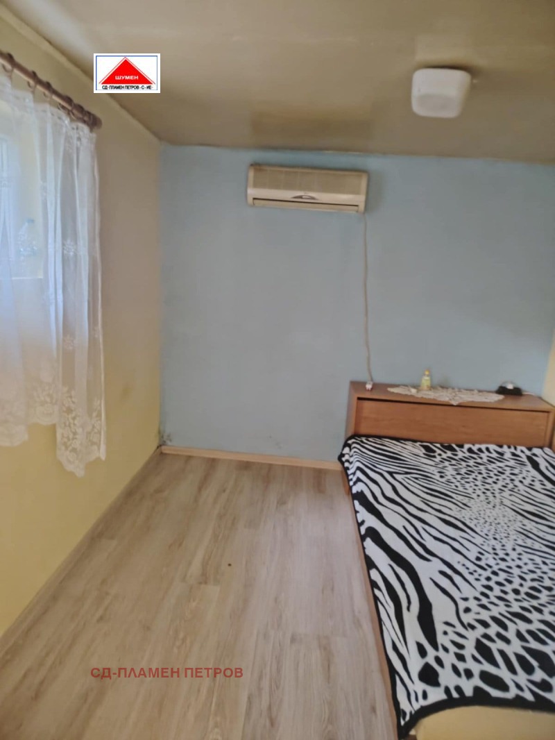 Продава ВИЛА, гр. Шумен, м-т Под Манастира, снимка 9 - Вили - 53198344