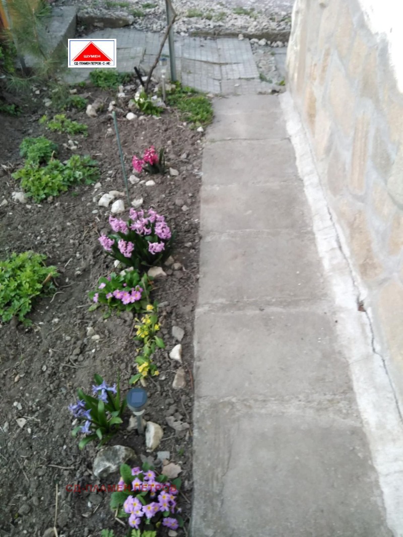 Продава ВИЛА, гр. Шумен, м-т Под Манастира, снимка 2 - Вили - 53198344