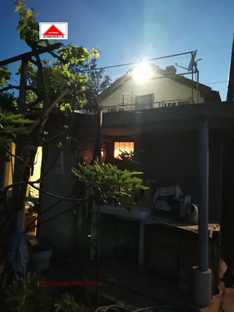 Продава ВИЛА, гр. Шумен, м-т Под Манастира, снимка 6 - Вили - 53198344