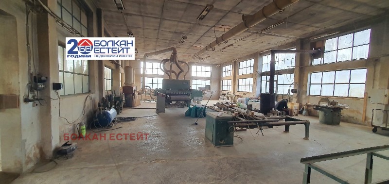 Na prodej  Průmyslová budova oblast Veliko Tarnovo , Debelec , 500 m2 | 49698399 - obraz [3]