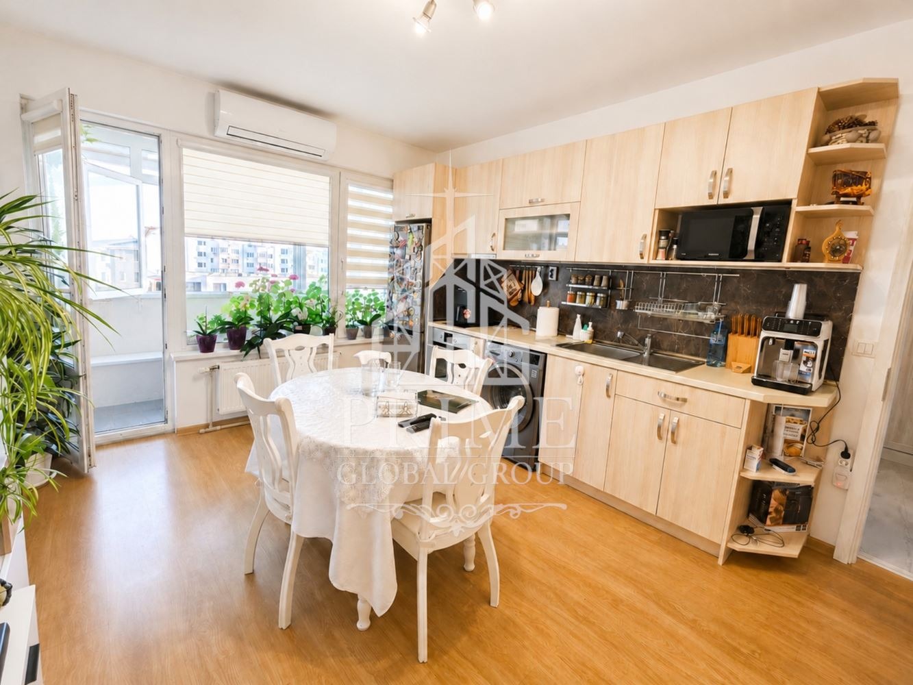 Продава 3-СТАЕН, гр. Варна, Кайсиева градина
