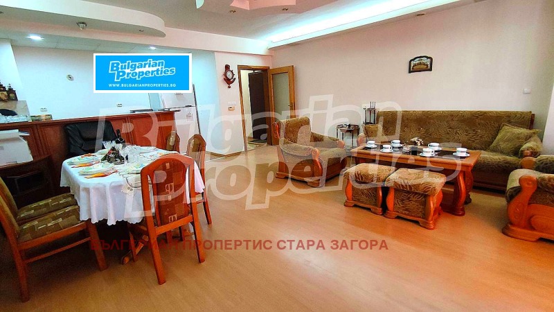 In vendita  2 camere da letto Stara Zagora , Tsentar , 115 mq | 83519437 - Immagine [2]