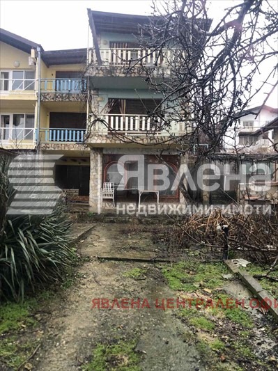 Продава КЪЩА, гр. Балчик, област Добрич