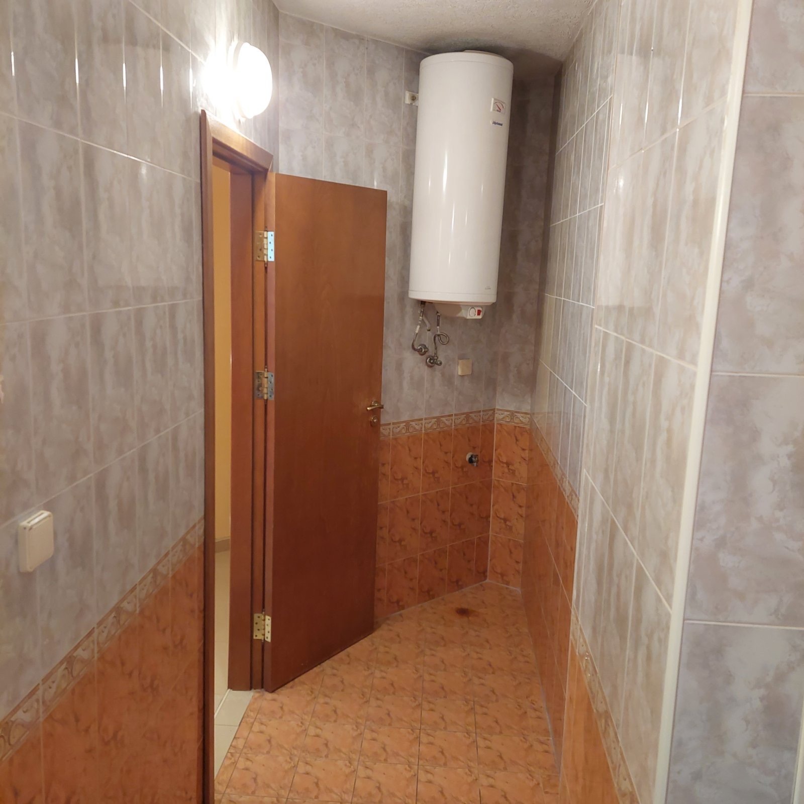Продава 2-СТАЕН, гр. Шумен, Център, снимка 8 - Апартаменти - 56026597