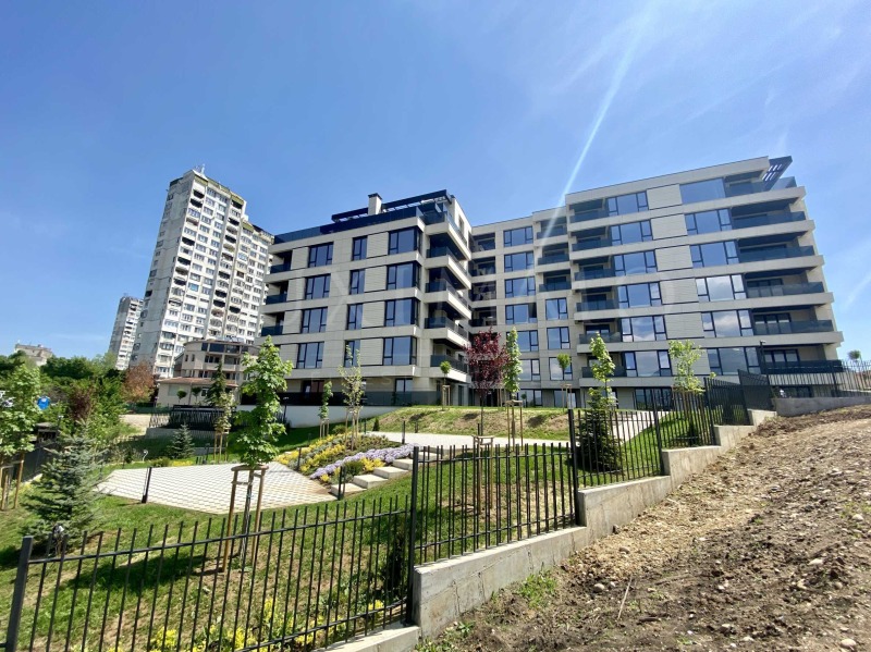 Продава 4-СТАЕН в град София, Младост 2 - 157 кв.м / 510 000 € » 997 473.30 лв., ЛУКСИММО