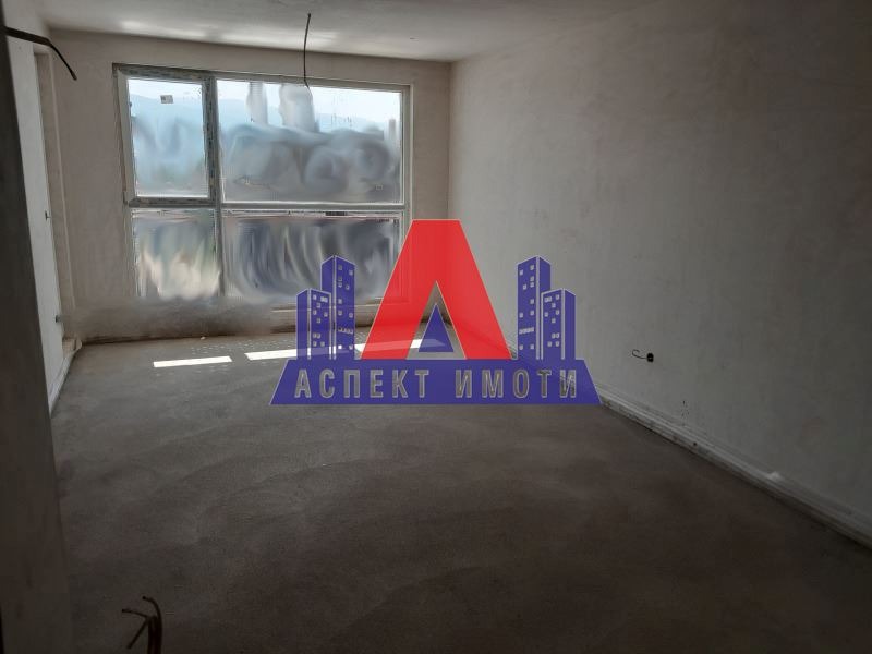 Продава 2-СТАЕН, гр. Пловдив, Кючук Париж, снимка 1 - Aпартаменти - 47025646