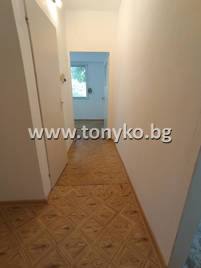 Продава 2-СТАЕН, гр. Пловдив, Кючук Париж, снимка 2 - Апартаменти - 54958469