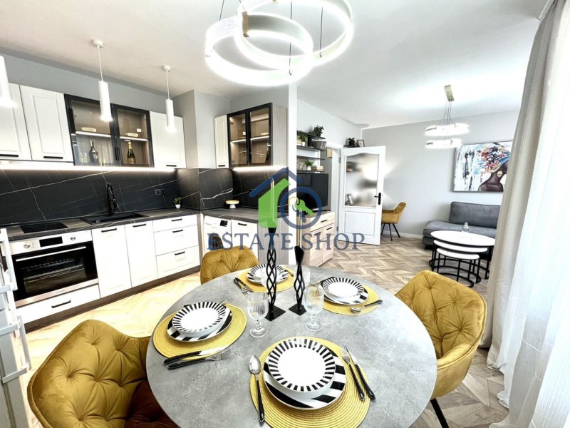 Продава  3-стаен град Пловдив , Христо Смирненски , 97 кв.м | 93845550