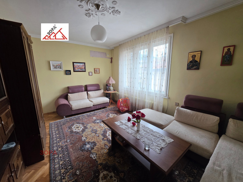 For Sale  2 bedroom Vratsa , Tsentar , 99 sq.m | 36343431 - image [2]