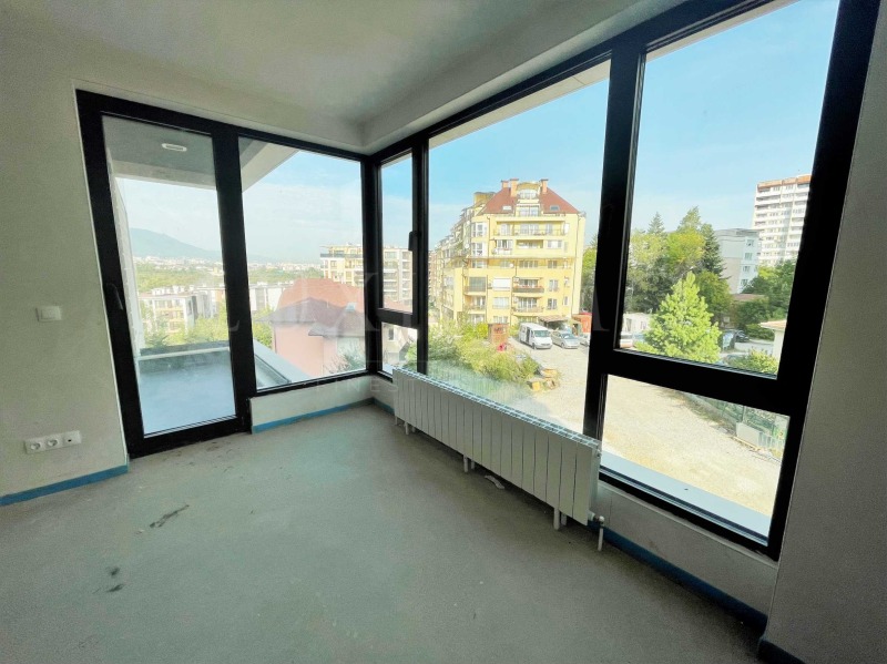De vânzare  3 dormitoare Sofia , Mladost 2 , 157 mp | 42717094 - imagine [17]