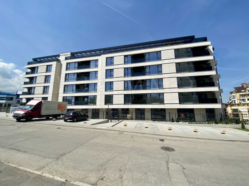 De vânzare  3 dormitoare Sofia , Mladost 2 , 157 mp | 42717094 - imagine [9]