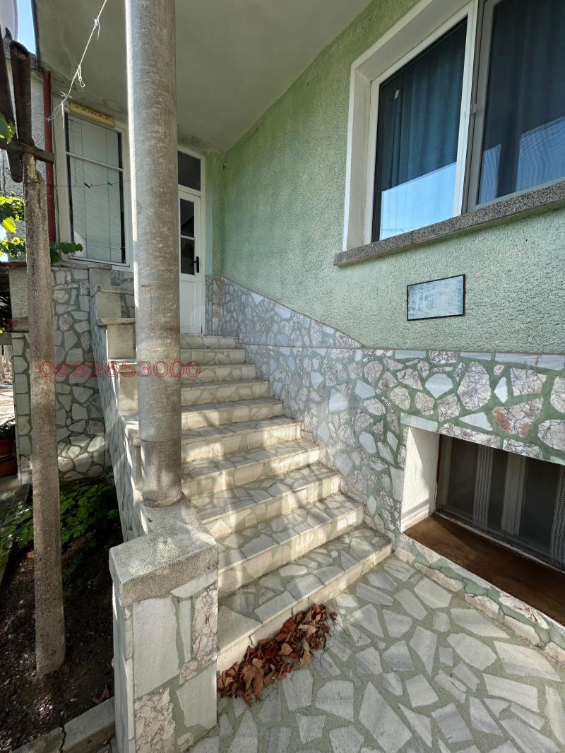 Продава КЪЩА, с. Говедаре, област Пазарджик, снимка 8 - Къщи - 52780665