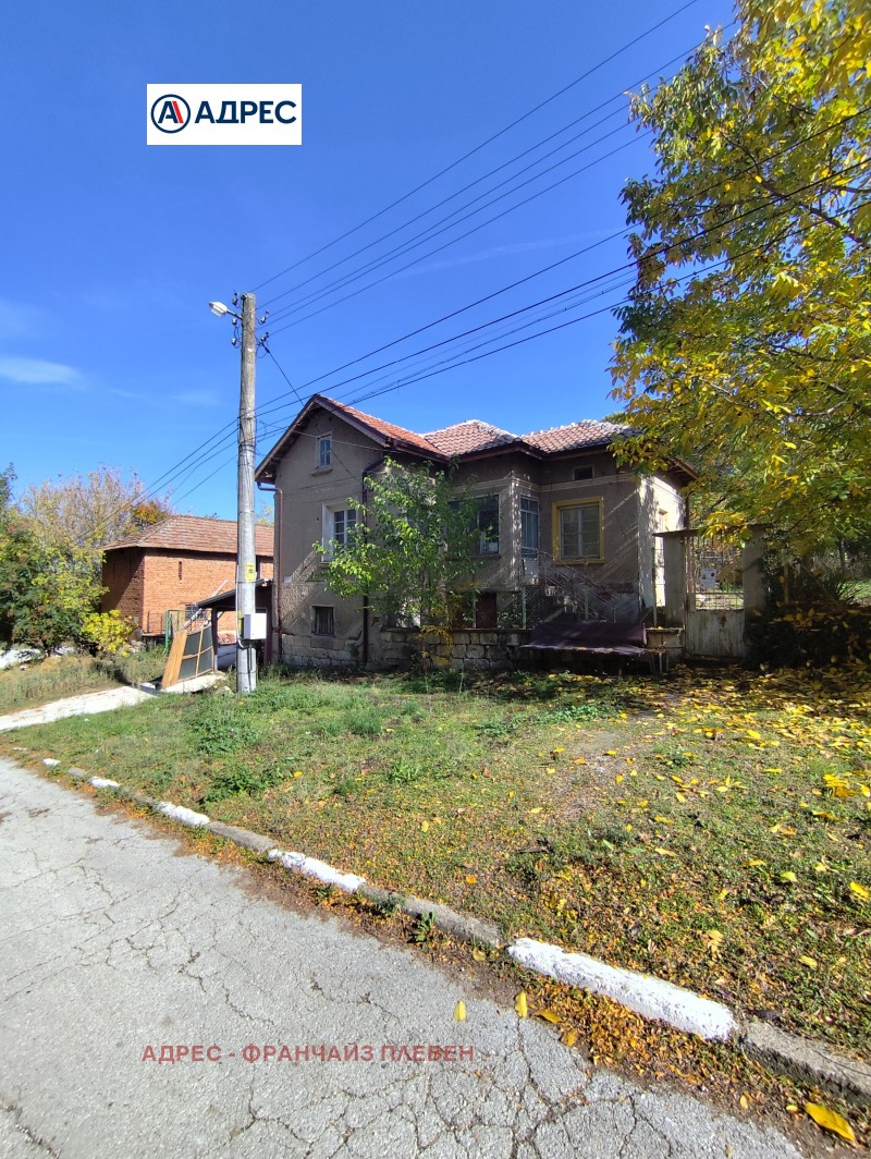 Продава КЪЩА, област Плевен, с. Върбица • 53000 € / 103658.99 лв. • 96593618 1