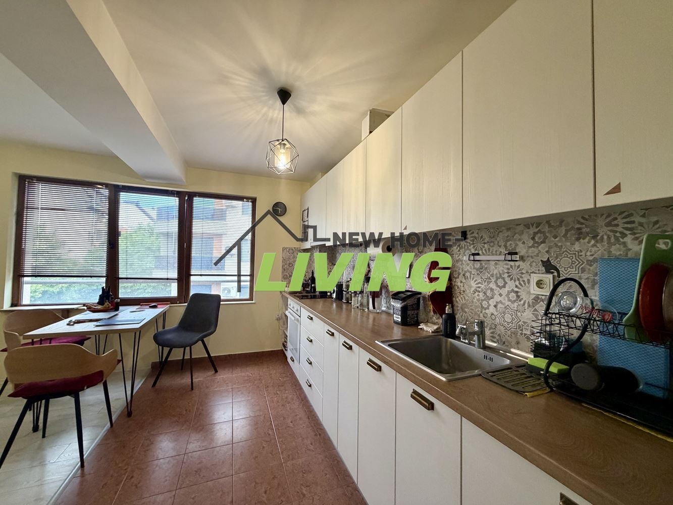 Продава 2-СТАЕН, гр. Пловдив, Кючук Париж, снимка 4 - Апартаменти - 54675167