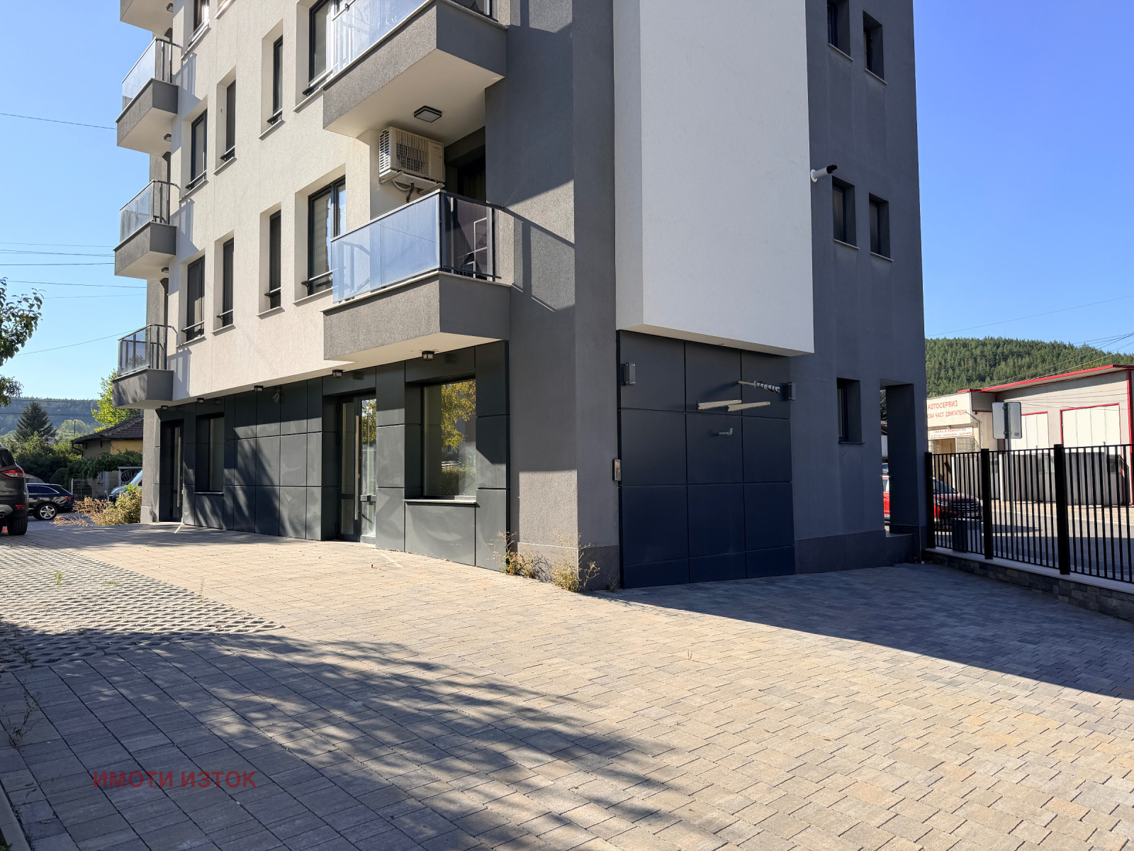 Продава ОФИС, гр. Перник, Изток, снимка 12 - Офиси - 56002527