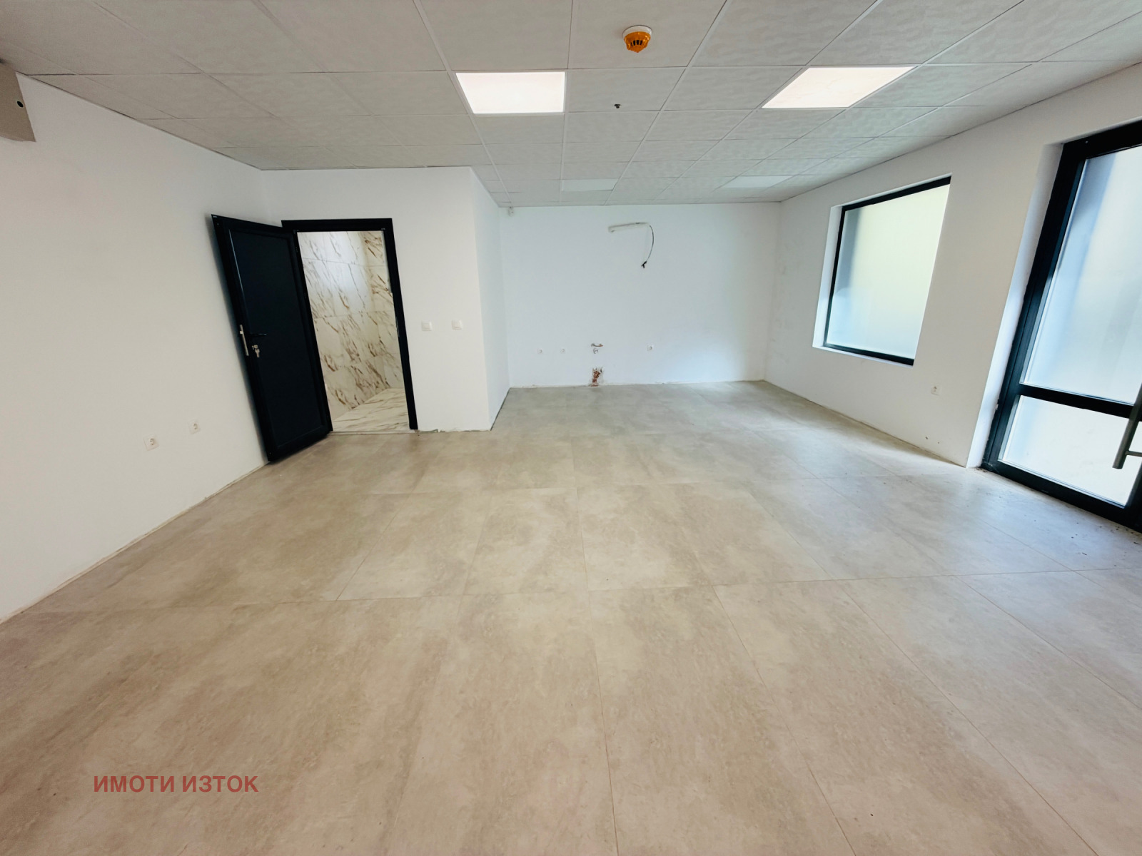 Продава ОФИС, гр. Перник, Изток, снимка 6 - Офиси - 56002527