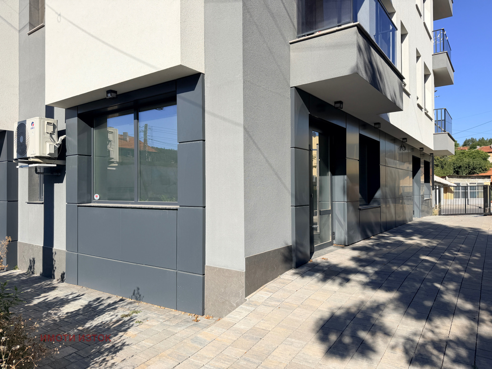 Продава ОФИС, гр. Перник, Изток, снимка 11 - Офиси - 56002527