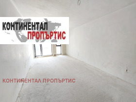 Στούντιο Μαληνοβα δοληνα, Σοφηια