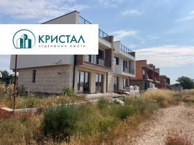 КЪЩА, 108 m2