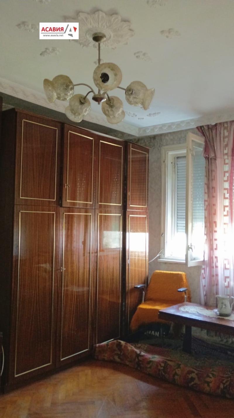 Продава  2-стаен град Плевен , Широк център , 64 кв.м | 53266499 - изображение [9]