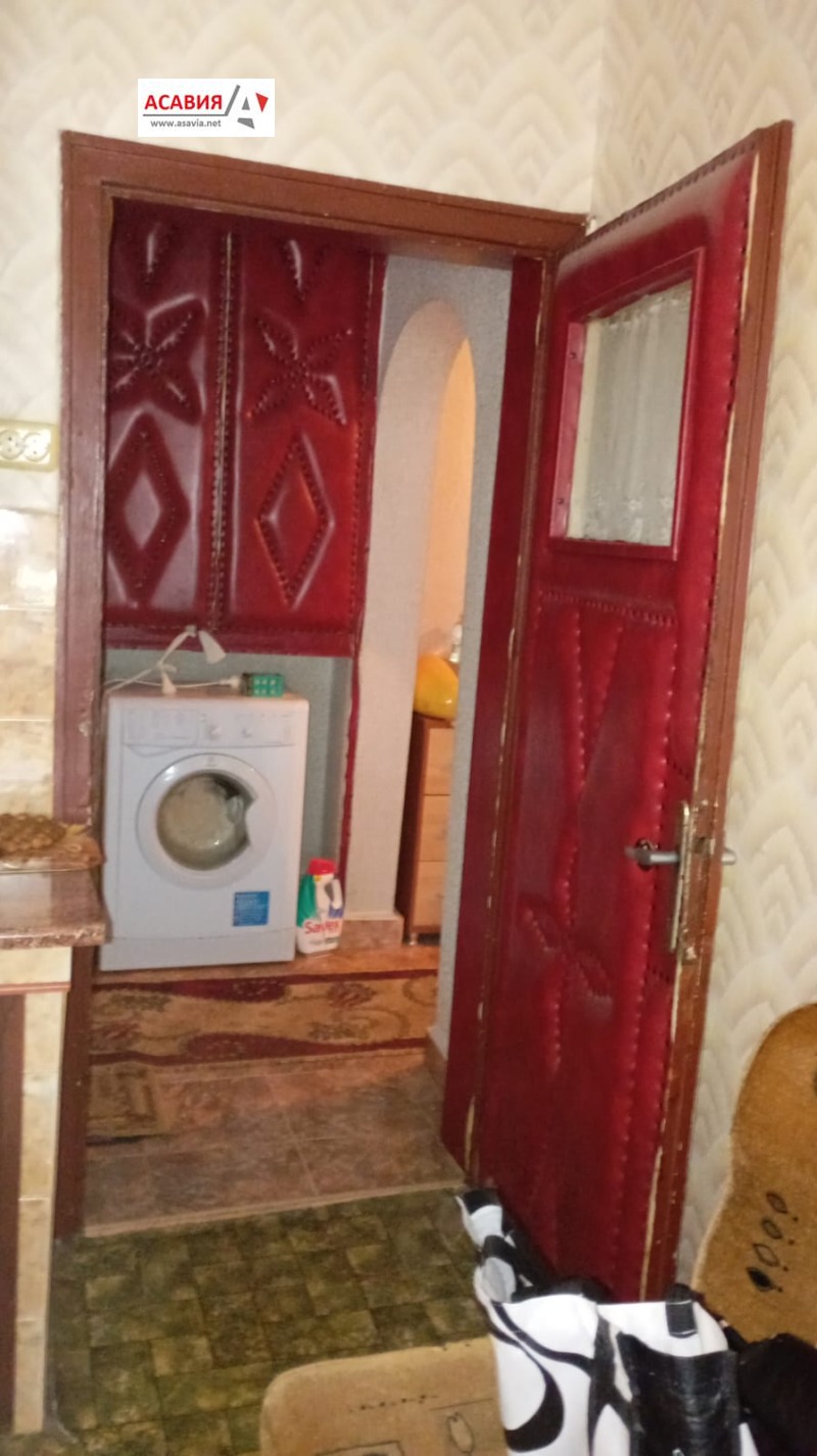 Продава  2-стаен град Плевен , Широк център , 64 кв.м | 53266499 - изображение [4]