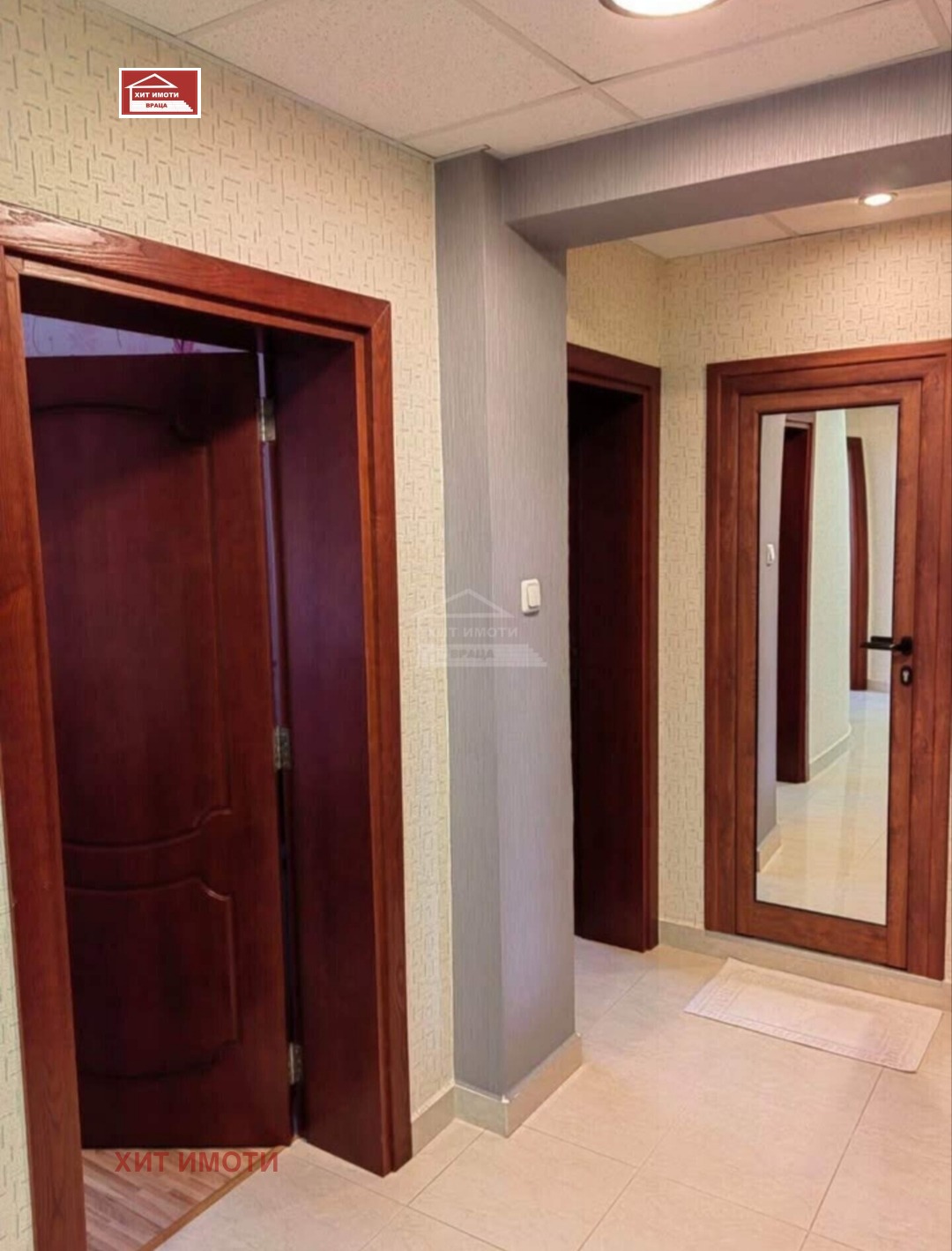 Продава 3-СТАЕН, гр. Враца, Център, снимка 2 - Апартаменти - 53920857