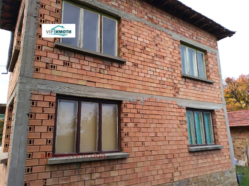 Продава КЪЩА в област Ловеч, с. Голяма Желязна - 144 кв.м / 60 000 € » 117 349.80 лв., ВИП ИМОТИ 07 ООД
