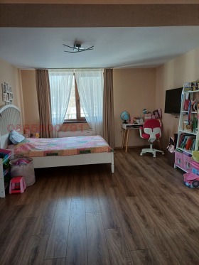 Casa German, Sofia 11