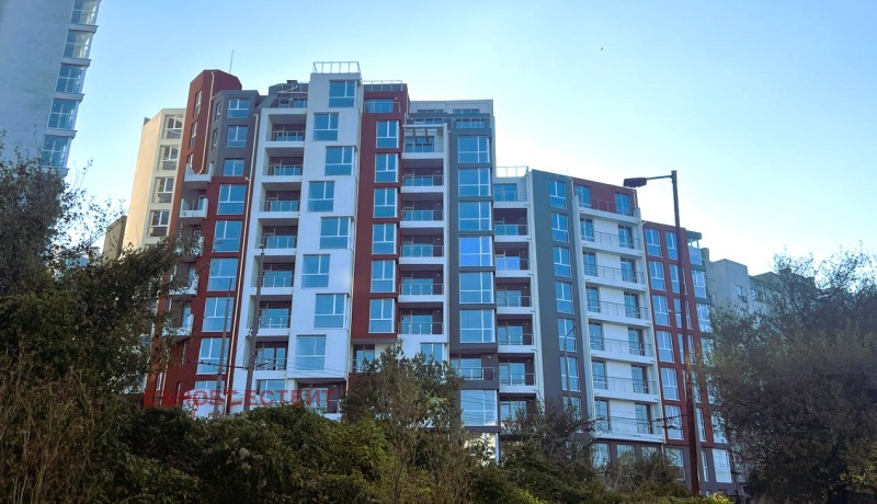 À venda  2 quartos Burgas , Meden rudnik - zona V , 98 m² | 63912086