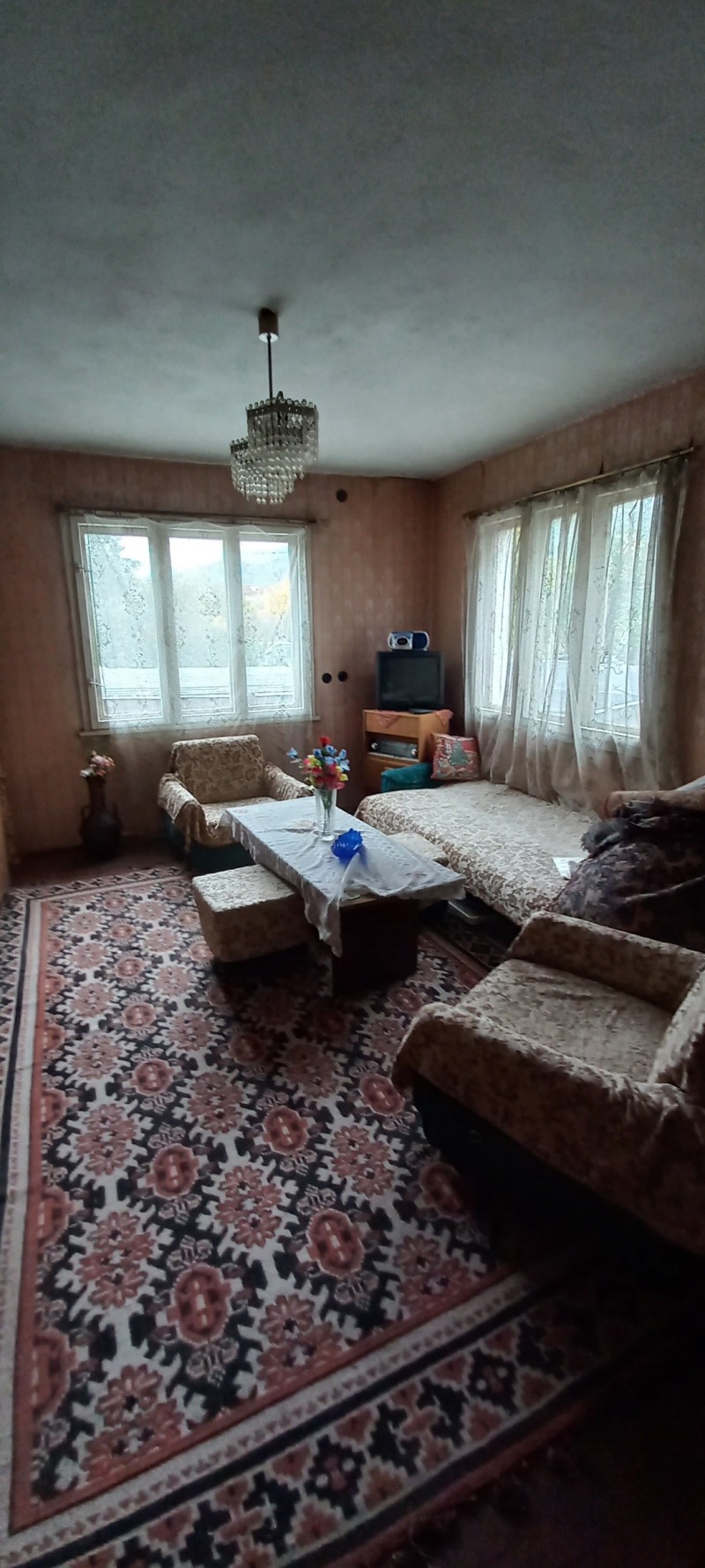 Продава  Етаж от къща област Монтана , гр. Берковица , 106 кв.м | 39710932 - изображение [2]